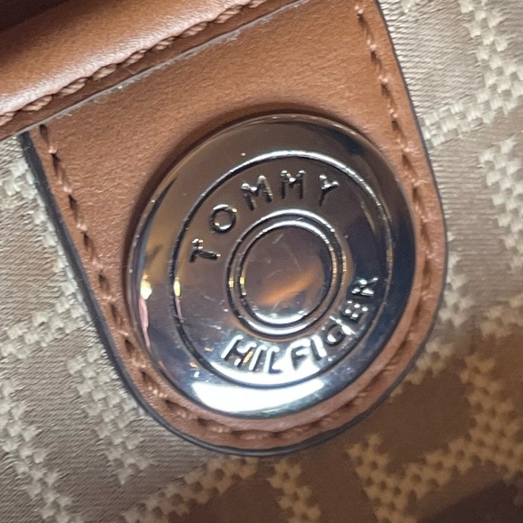 Tommy Hilfiger’s Tan & Cream Jacquard Monogram Shoulder Bag; GUC - Picture 3 of 13